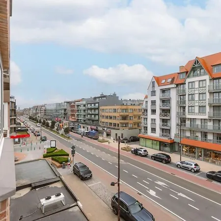 Appartement Modern With Parking And Sea View In Oostduinkerke
